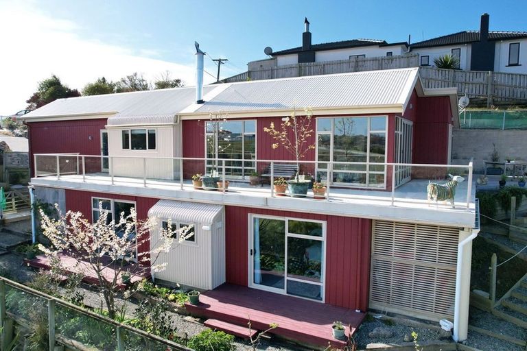 Photo of property in 12 Warren Street, Oamaru, 9400