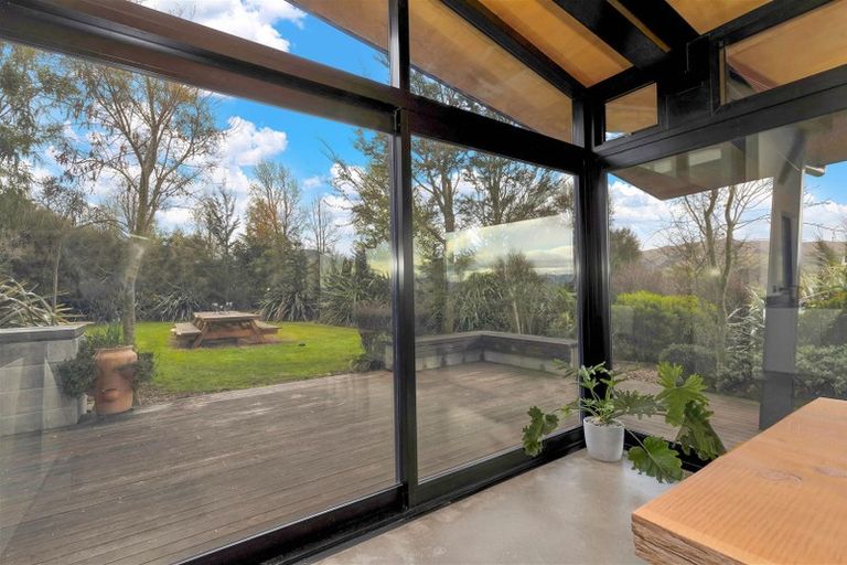 Photo of property in 219 Wyndale Road, Springfield, Sheffield, 7580