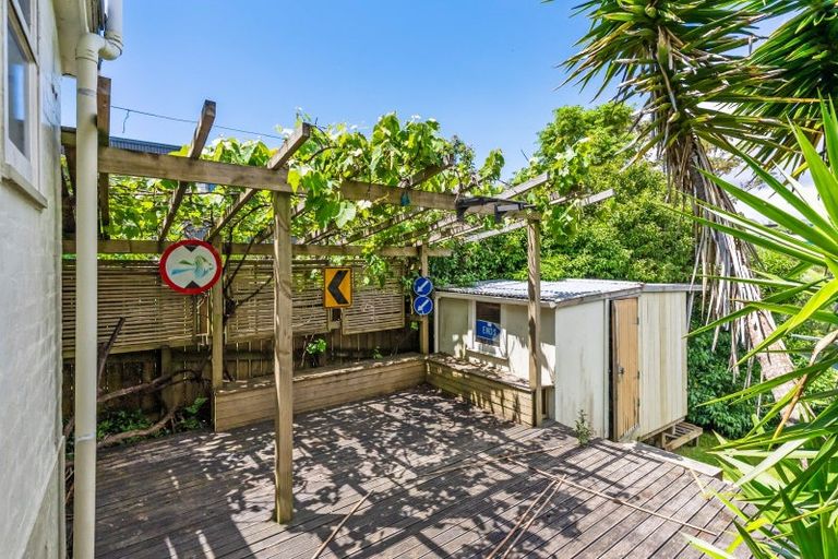 Photo of property in 14 Westmere Crescent, Westmere, Auckland, 1022