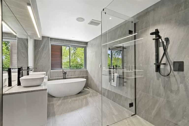 Photo of property in 8 Saint Barnabas Lane, Fendalton, Christchurch, 8052