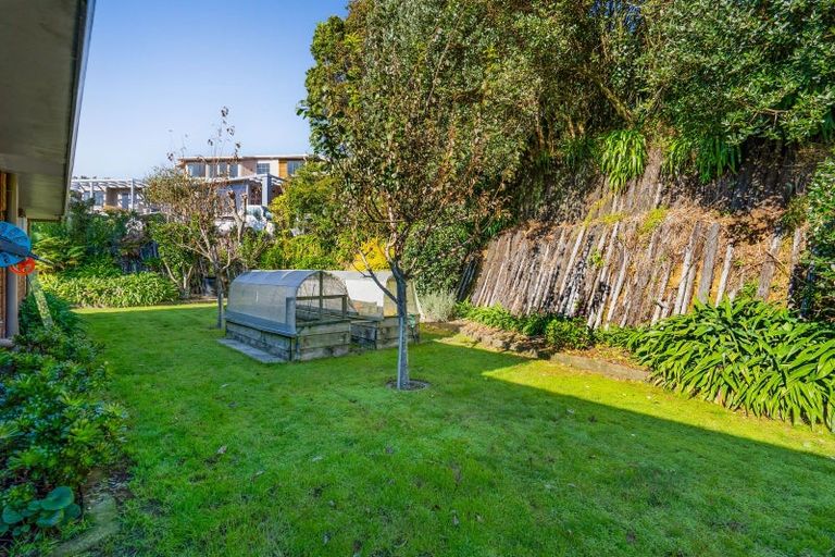 Photo of property in 23f Veale Road, Frankleigh Park, New Plymouth, 4310