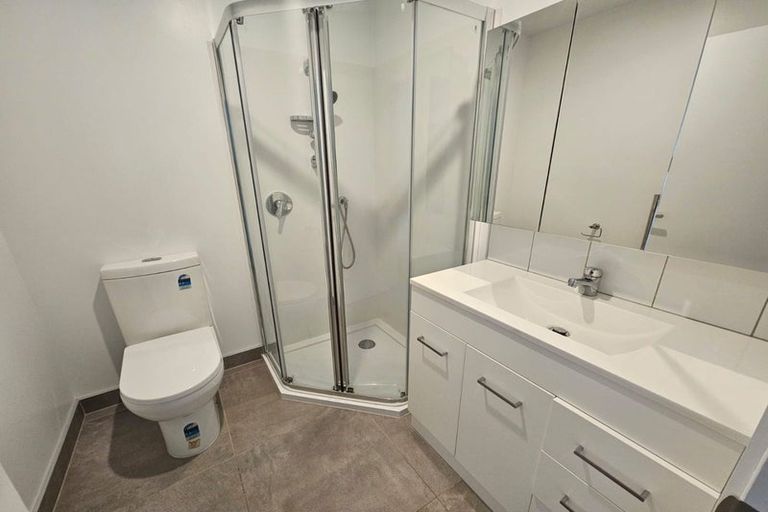 Photo of property in 206/28b Eileen Newey Place, Henderson, Auckland, 0612