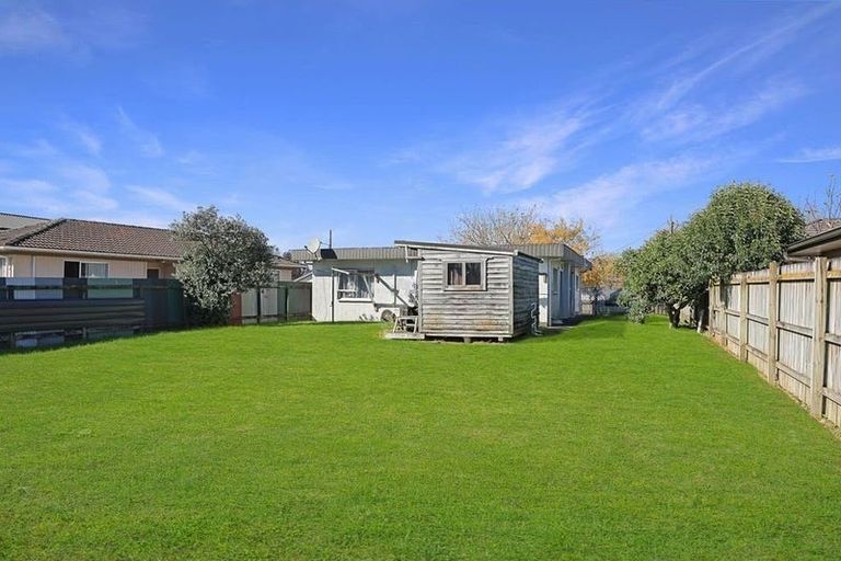Photo of property in 7 Holland Street, Pukekohe, 2120
