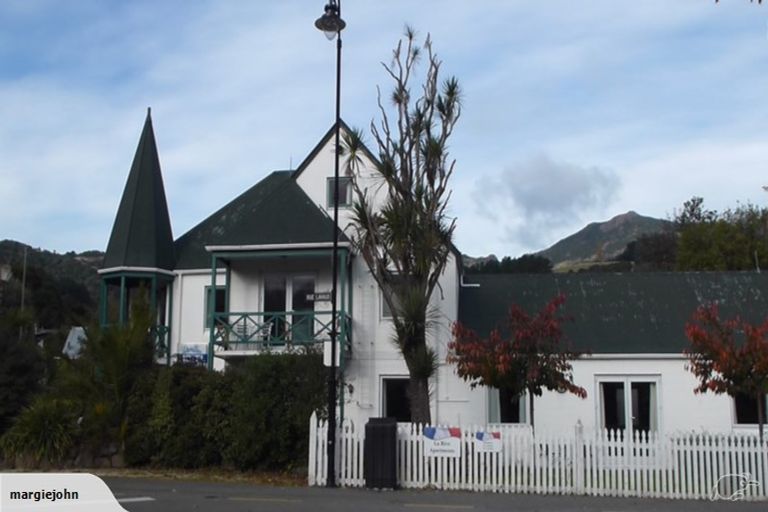Photo of property in 1 Rue Lavaud, Akaroa, 7520