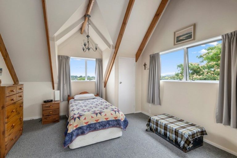 Photo of property in 10 Regal Street, Levin, 5510