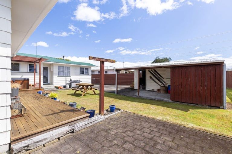 Photo of property in 6 Turakina Street, Westbrook, Palmerston North, 4412