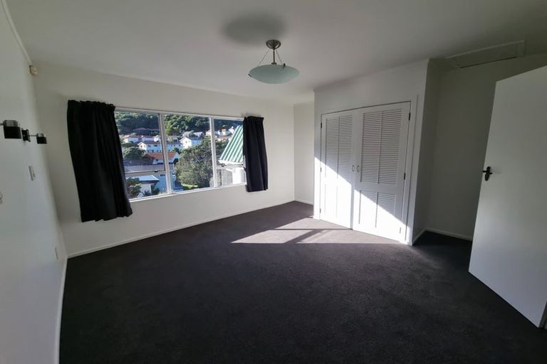 Photo of property in 8 Govind Grove, Ngaio, Wellington, 6035