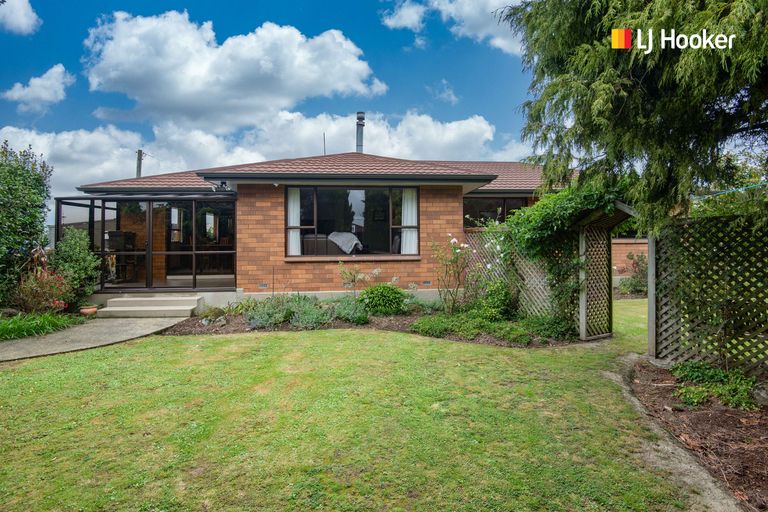 Photo of property in 495 Centre Road, Momona, Outram, 9073