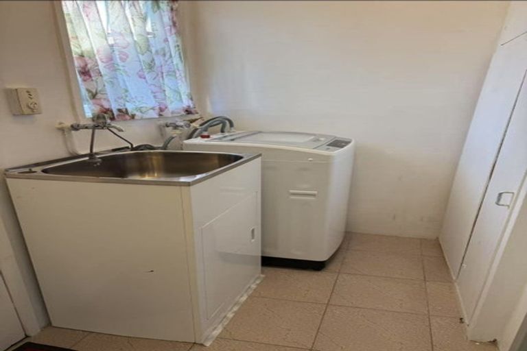 Photo of property in 131a Bucklands Beach Road, Bucklands Beach, Auckland, 2012