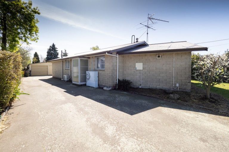 Photo of property in 82 Mcmurdo Street, Tinwald, Ashburton, 7700