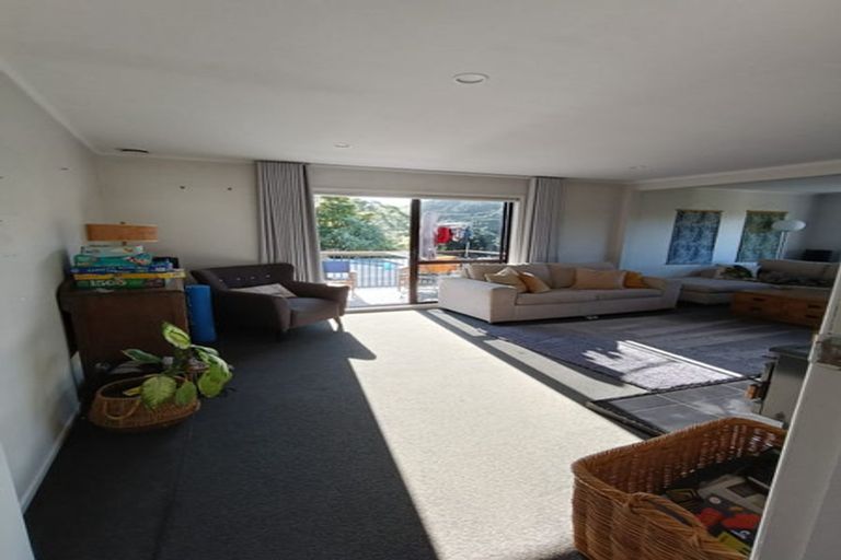 Photo of property in 25 Foster Crescent, Belmont, Lower Hutt, 5010
