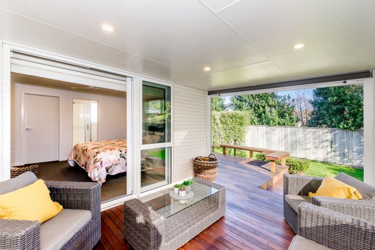 Photo of property in 84 Mazengarb Road, Paraparaumu Beach, Paraparaumu, 5032