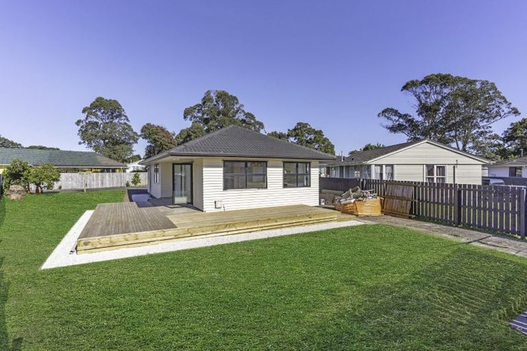 Photo of property in 24 Heyford Close, Mangere, Auckland, 2022