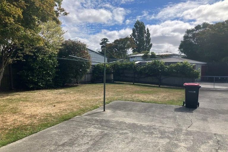 Photo of property in 2/45 Westburn Terrace, Burnside, Christchurch, 8041
