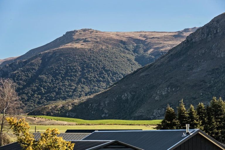 Photo of property in Lakefield Estate, 64 Kent Street, Kingston, 9793