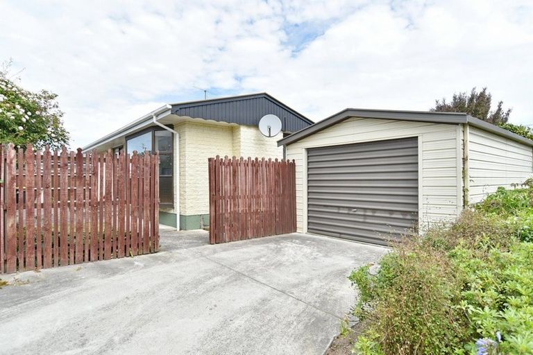 Photo of property in 10 Fairford Street, Bishopdale, Christchurch, 8053