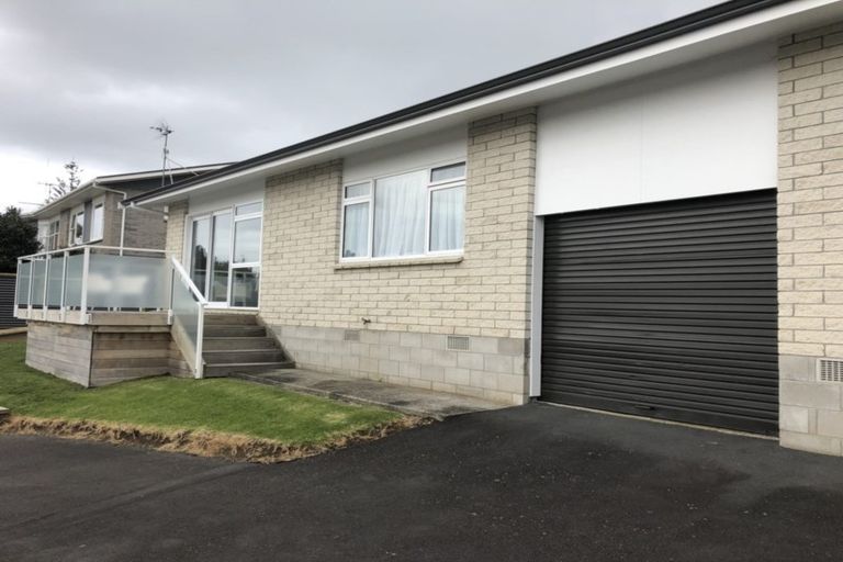 Photo of property in 1/340 Ngatai Road, Bellevue, Tauranga, 3110