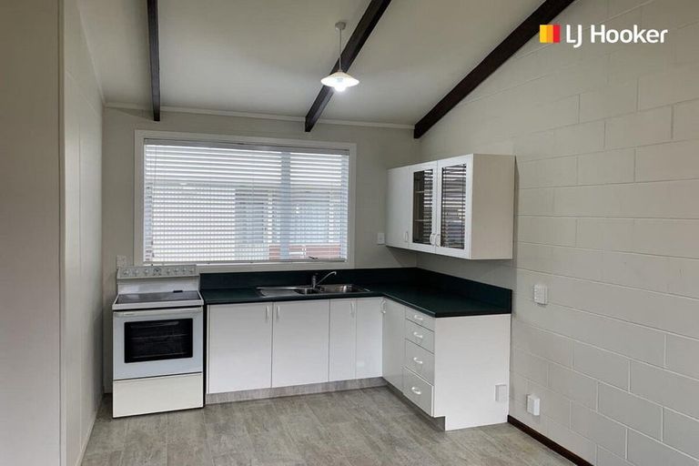 Photo of property in 10a Kirkcaldy Street, South Dunedin, Dunedin, 9012