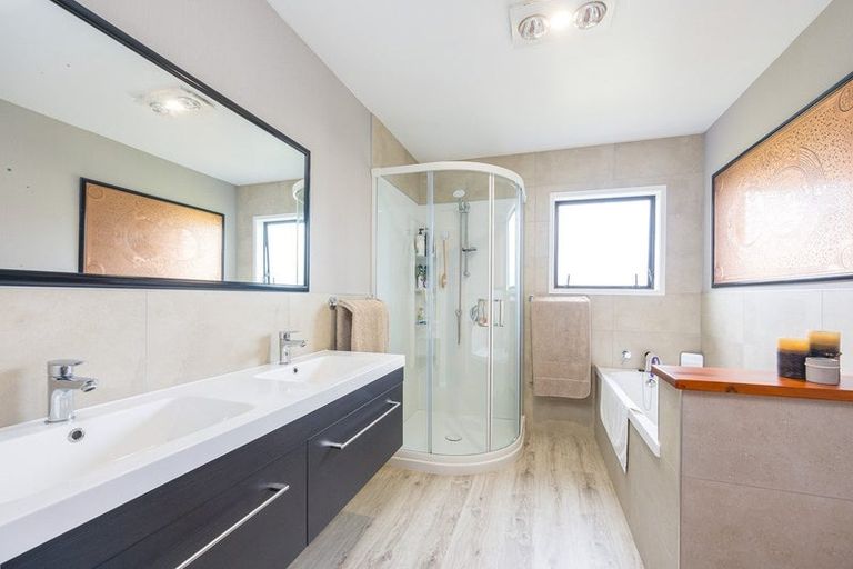 Photo of property in 360 Underwood Road, Wellsford, 0973