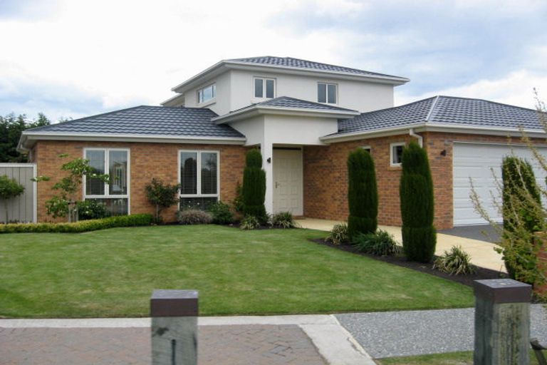 Photo of property in 39 Springwater Avenue, Northwood, Christchurch, 8051