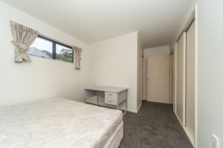 Photo of property in 2 Erskine Close, Island Bay, Wellington, 6023