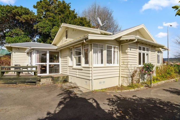 Photo of property in 100 Ranolf Street, Glenholme, Rotorua, 3010