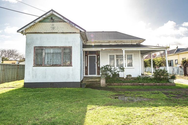 Photo of property in 22 Kings Avenue, Gonville, Whanganui, 4501