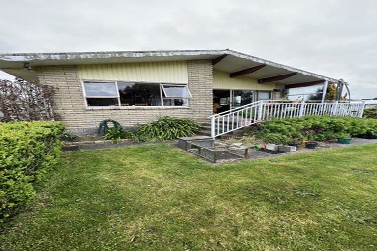 Photo of property in 30 Gold Street, Waitara, 4320