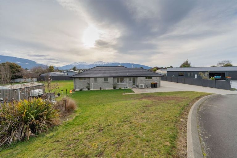 Photo of property in 25 Tawera Place, Te Anau, 9679
