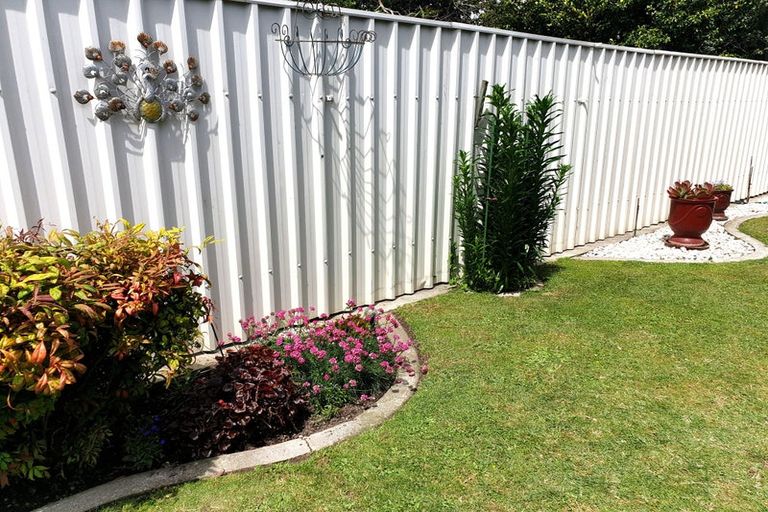 Photo of property in 2/15 Burness Road, Greenmeadows, Napier, 4112