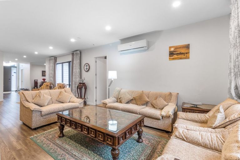 Photo of property in 5 Ara Kakara Avenue, Huapai, Kumeu, 0810