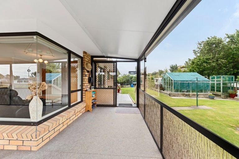 Photo of property in 5 Whakapaki Street, Urenui, 4375