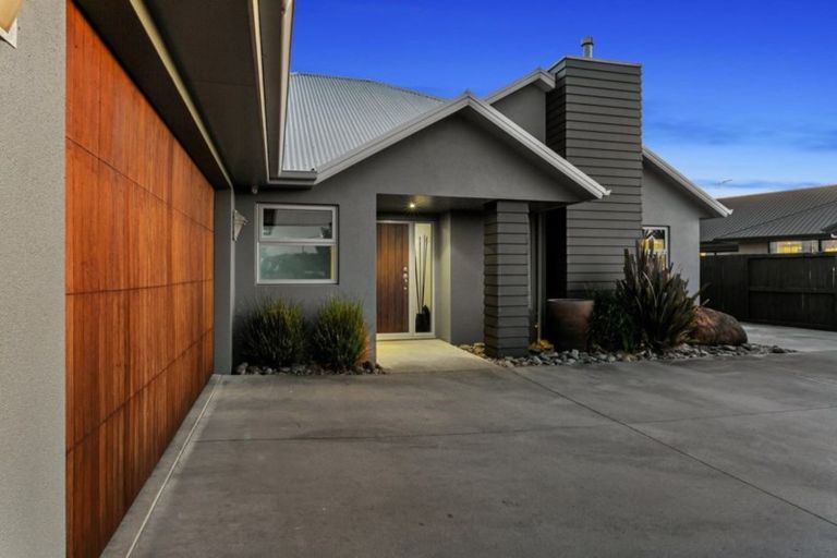 Photo of property in 5 Tulip Drive, Cambridge, 3434