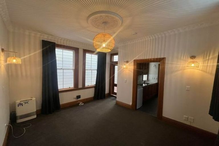 Photo of property in 233 Tinakori Road, Thorndon, Wellington, 6011