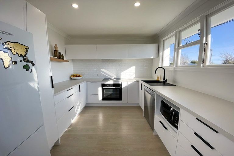 Photo of property in 25 Park Street, Winton, 9720