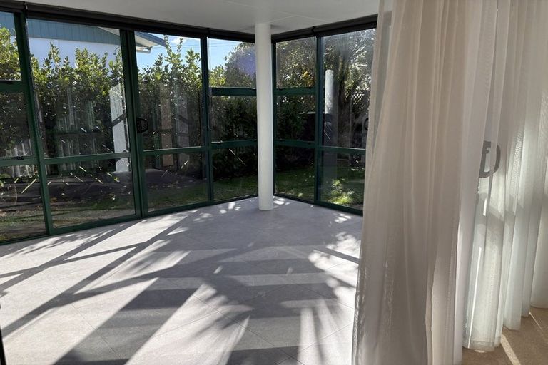 Photo of property in 24a Windsor Street, Terrace End, Palmerston North, 4410