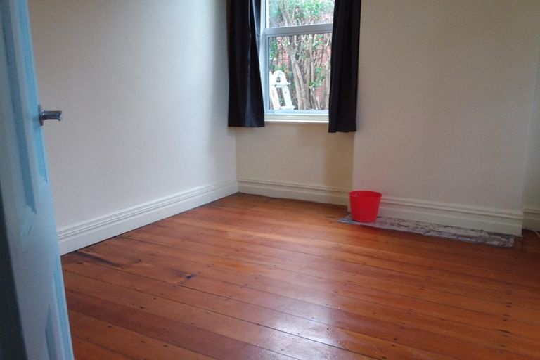Photo of property in 14 Walter Street, The Glen, Dunedin, 9011