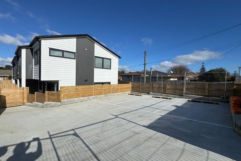 Photo of property in 8 Hillside Road, Papatoetoe, Auckland, 2025