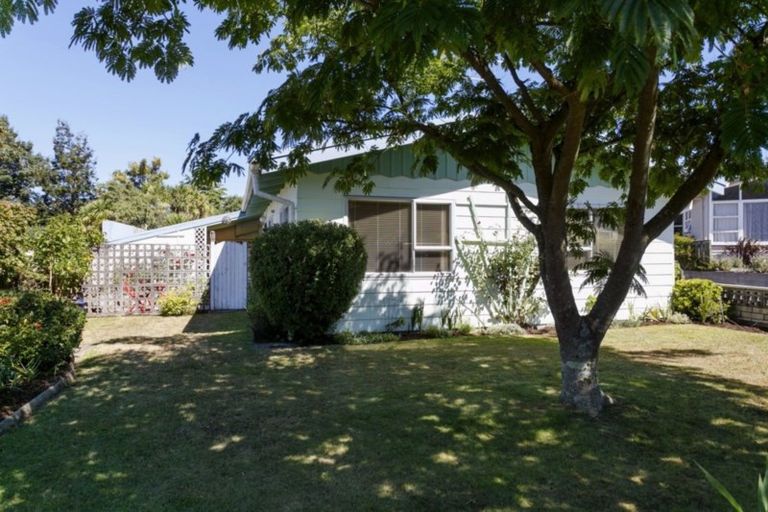 Photo of property in 1/129 Taupo View Road, Taupo, 3330