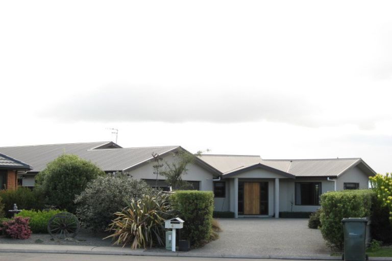 Photo of property in 6 Kentia Place, Havelock North, 4130