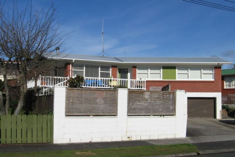 Photo of property in 3 Wanaka Place, Glenview, Hamilton, 3206