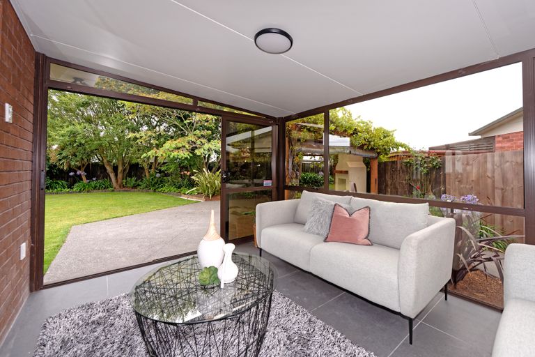 Photo of property in 36 Kirsten Place, Parklands, Christchurch, 8083