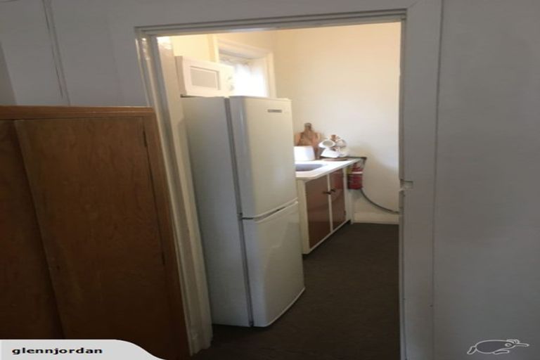 Photo of property in 6 Kirkwood Avenue, Upper Riccarton, Christchurch, 8041