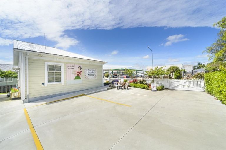 Photo of property in 89 Bridge Street, Bulls, 4818