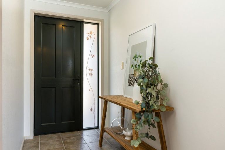 Photo of property in 26 Magnolia Drive, Springlands, Blenheim, 7201