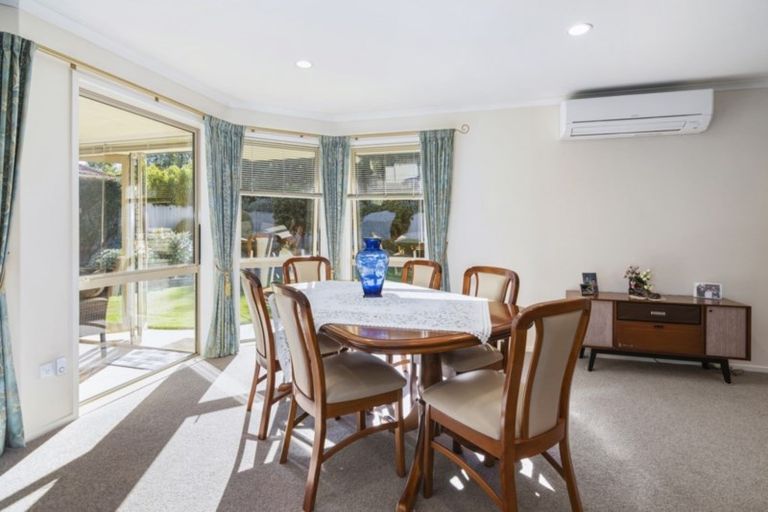 Photo of property in 30 Magnolia Drive, Springlands, Blenheim, 7201