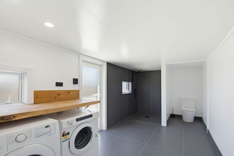 Photo of property in 21 Brixton Road, Manly, Whangaparaoa, 0930
