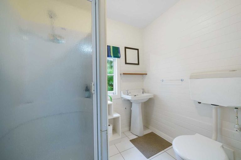 Photo of property in 13 Anga Street, Tangimoana, 4822