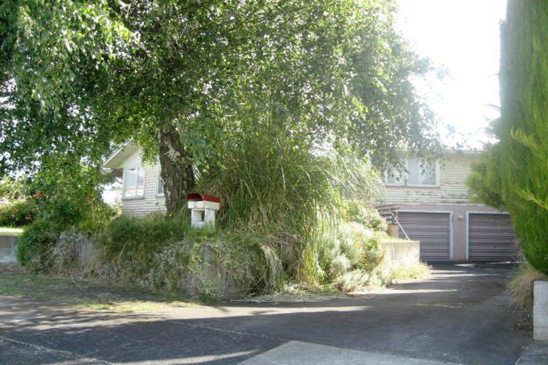 Photo of property in 3 Camellia Avenue, Aramoho, Whanganui, 4500