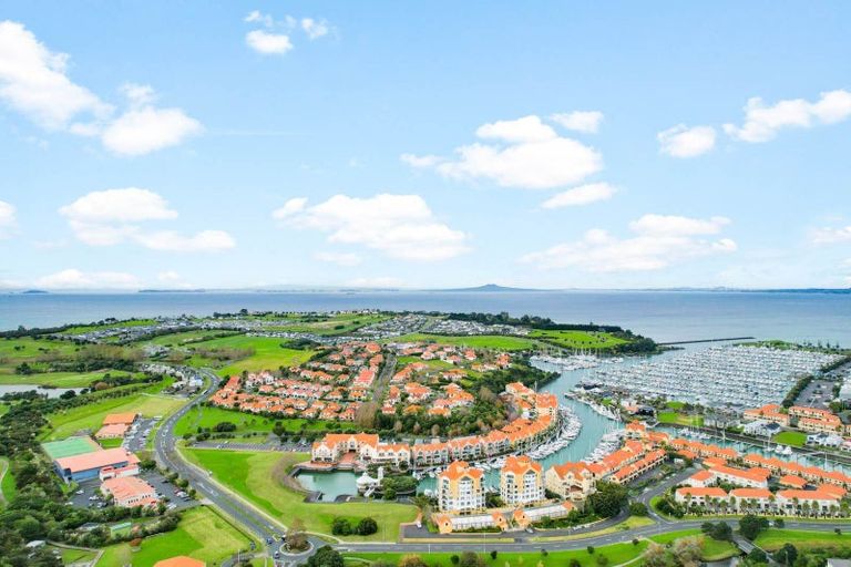 Photo of property in 17 Nautilus Drive, Gulf Harbour, Whangaparaoa, 0930